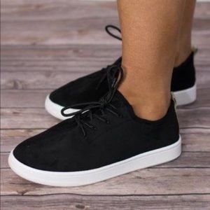 Steve Madden
Women's Elexa Fashion Sneaker